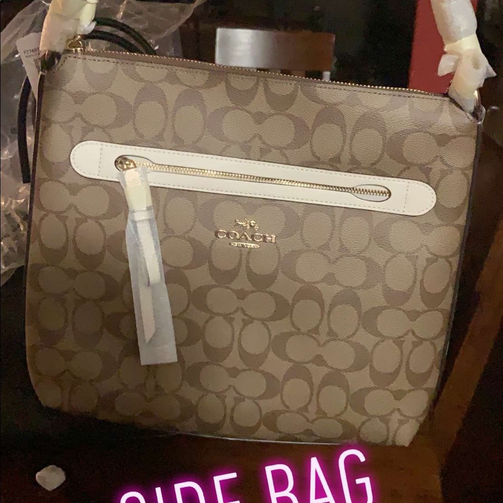 Coach purse ,totes, side bag - Picture 6 of 8